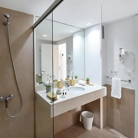 Broncemar By Interhome